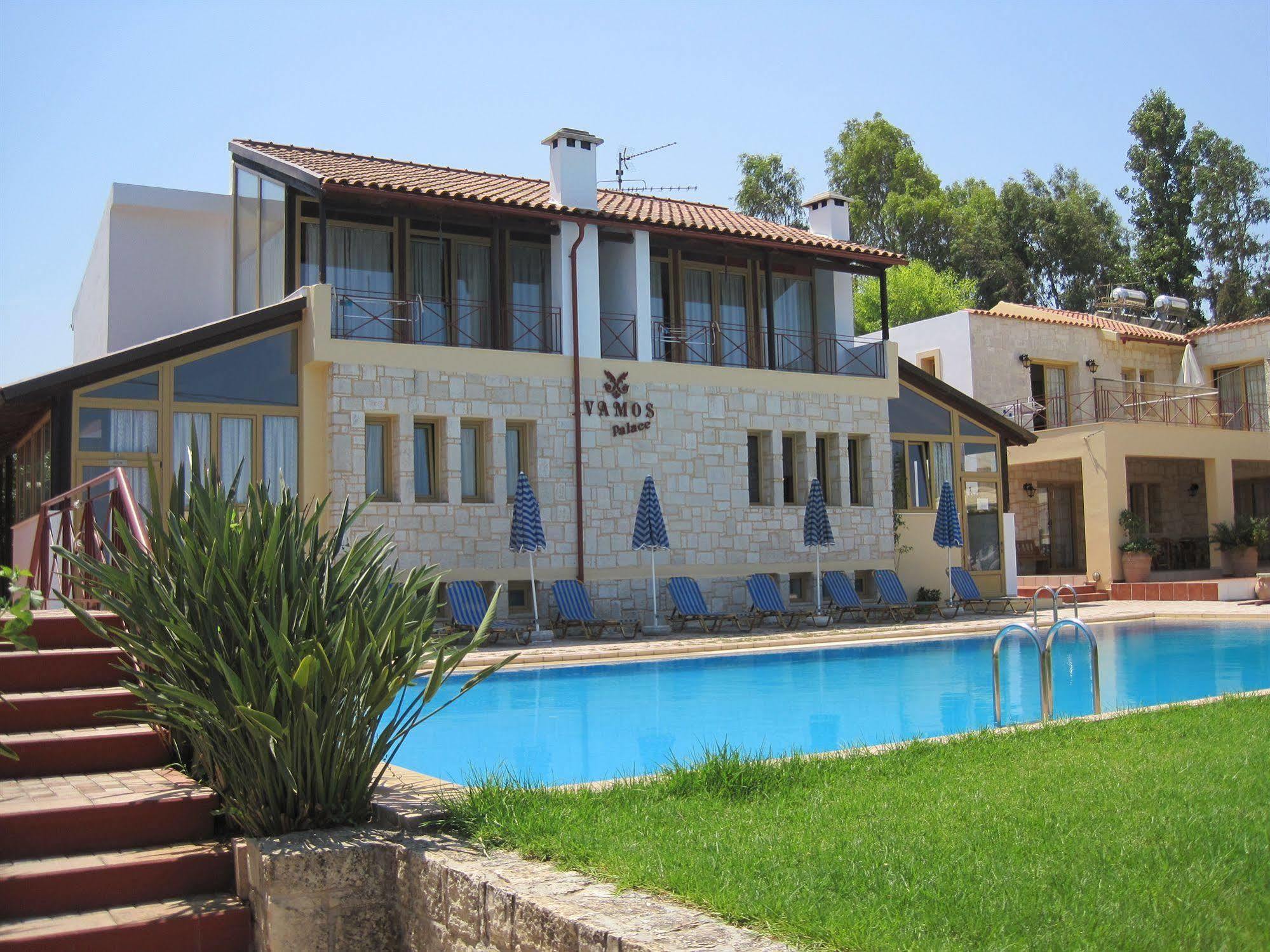 Vamos Palace Apartments Luaran gambar